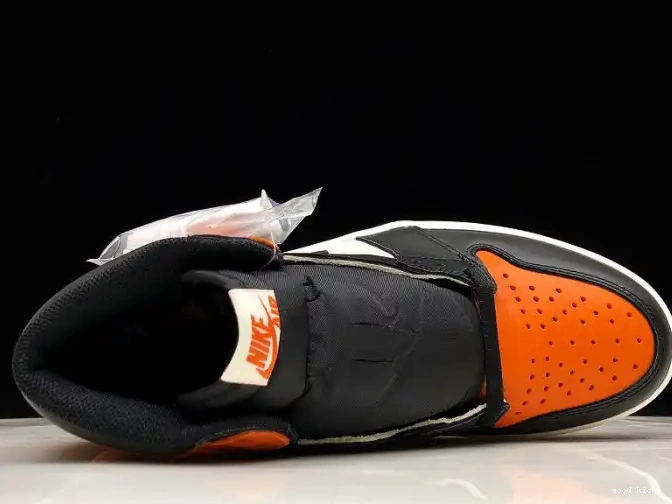Rep Jordan AQ0818-158 Off-Louis x Air OW 1 AJ1 0619